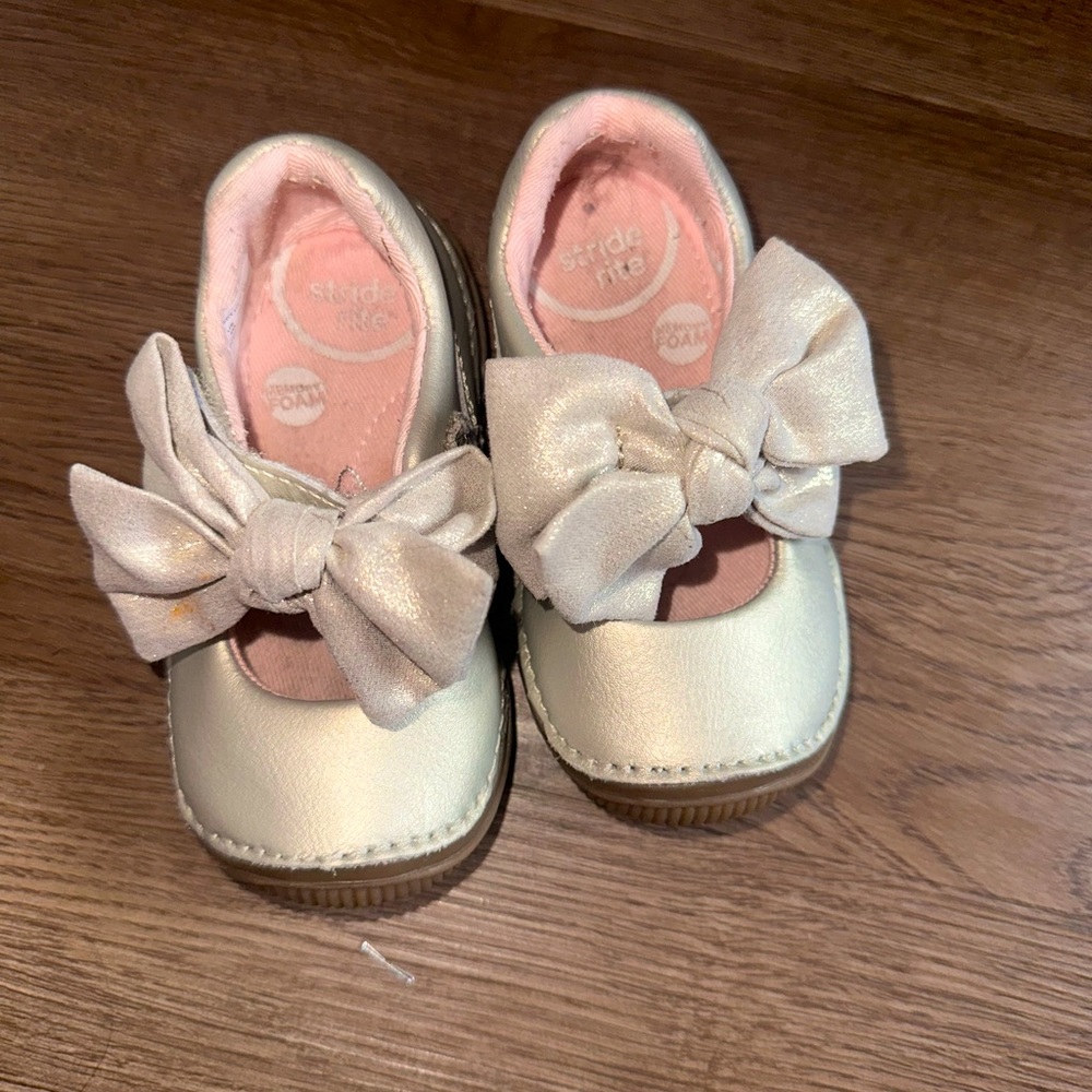 BBABY SNEAKER -STRIDE RIDE ✨  SIZE 4